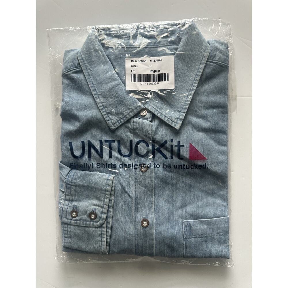 UNTUCKit Alleanza Womens Long Sleeve Chambray Button Up Shirt Blue Sz 6 NWT - Picture 4 of 4